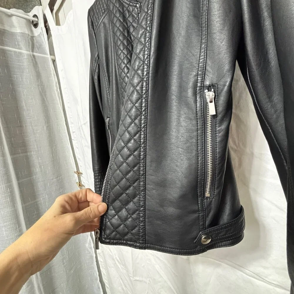 Moto Black Vegan Faux Leather Zippered Jacket - Picture 4 of 8
